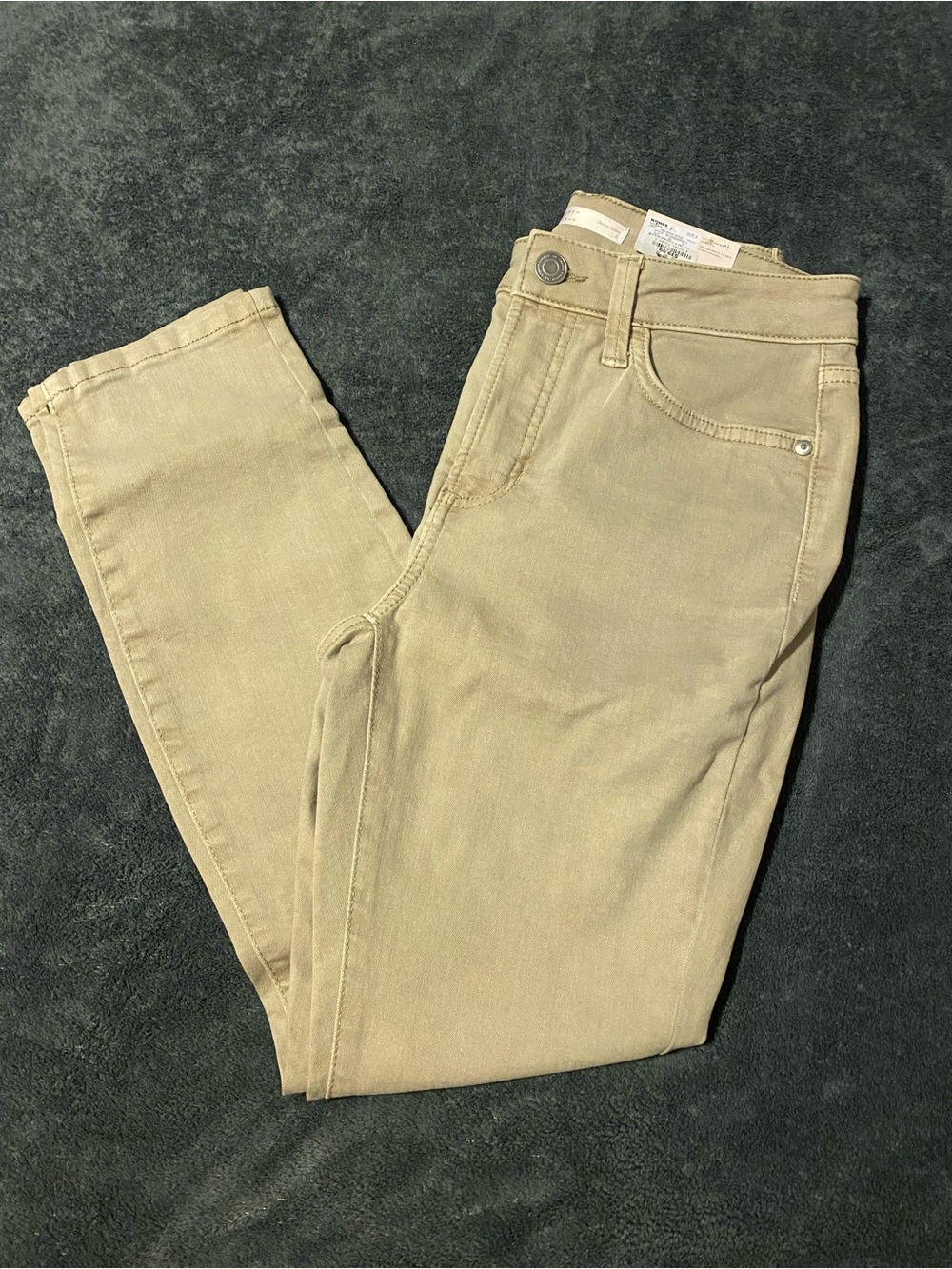 LC Lauren Conrad Skinny Jeans in Light Khaki